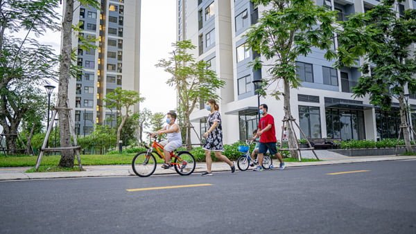 cho-nhung-cu-bat-nhay-thi-truong-bds-phia-nam-dip-cuoi-nam-1_1636178767